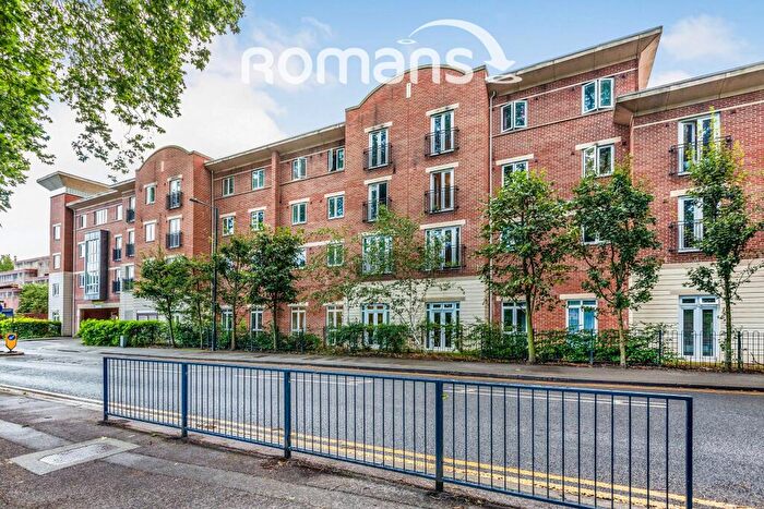 2 Bedroom Flat To Rent In Park View, Grenfell Road, Maidenhead, SL6