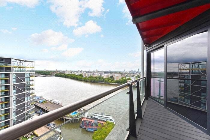 2 Bedroom Flat For Sale In Battersea, SW11