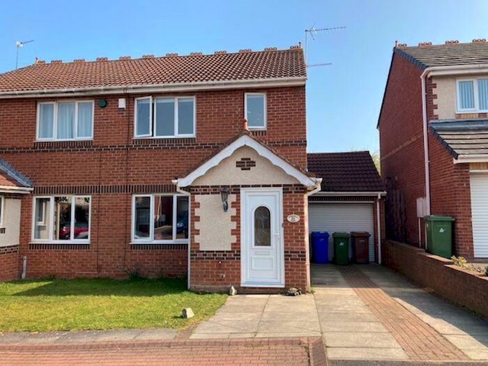 3 Bedroom Semi-Detached House To Rent In Silverdale Road, Cramlington, NE23