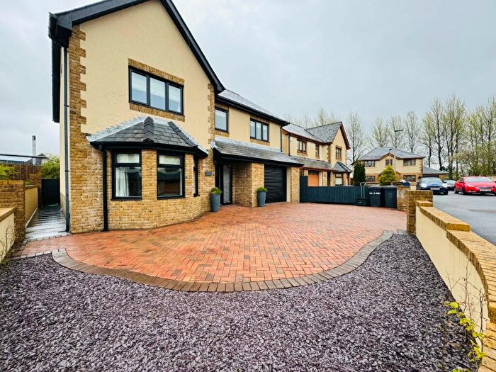 6 Bedroom Detached House For Sale In Brynview, Tafarnaubach, Tredegar, NP22