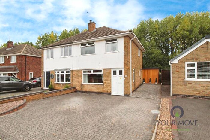 3 Bedroom Semi-Detached House For Sale In Peterfield Road, Whitwick, Leicestershire, LE67