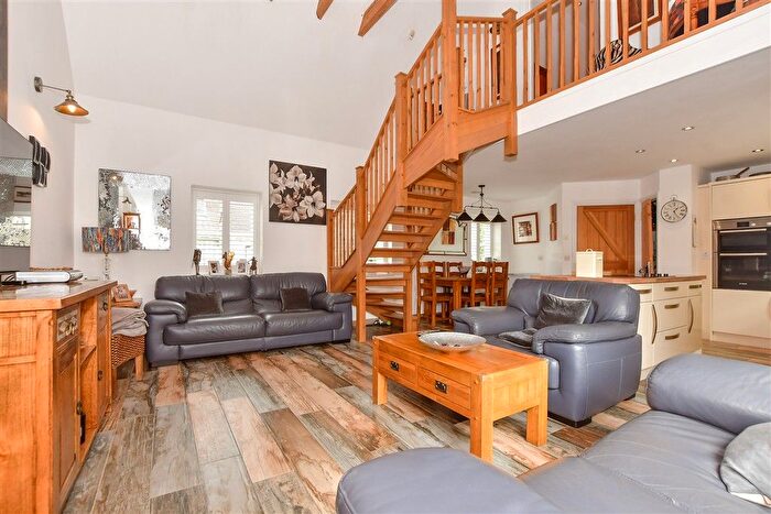 2 Bedroom Barn Conversion For Sale In Abridge Road, Theydon Bois, Theydon Bois, Essex, CM16