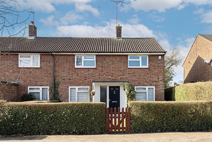 3 Bedroom End Terrace House For Sale In Somers Road, Welham Green, AL9