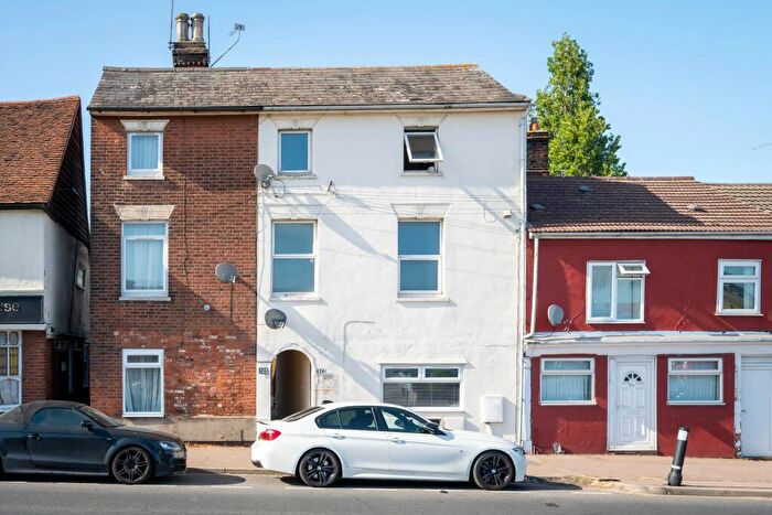 1 Bedroom Flat For Sale In Magdalen Street, Colchester Town Centre, Colchester, CO1