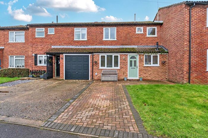 3 Bedroom House For Sale In Walton Way, Newbury, RG14