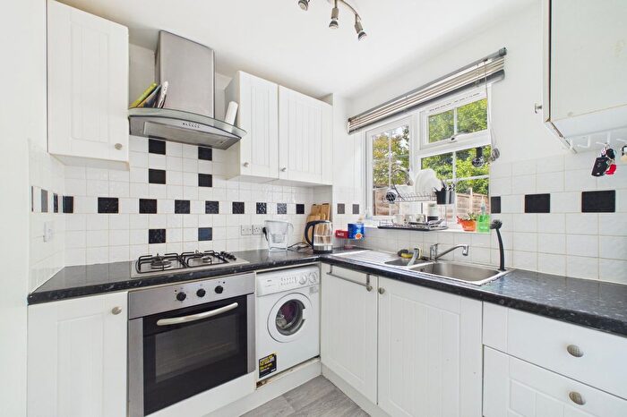 1 Bedroom End Terrace House For Sale In Crofton Close, Forest Park, Bracknell, Berkshire, RG12