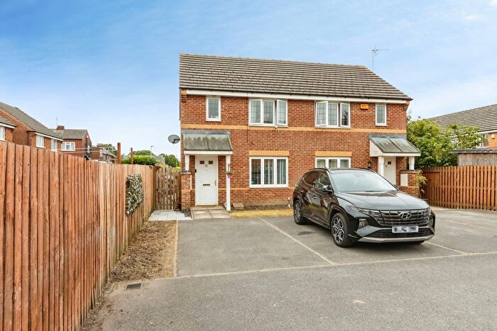 3 Bedroom Semi Detached House For Sale In Kingfisher Court, Normanton, West Yorkshire, WF6