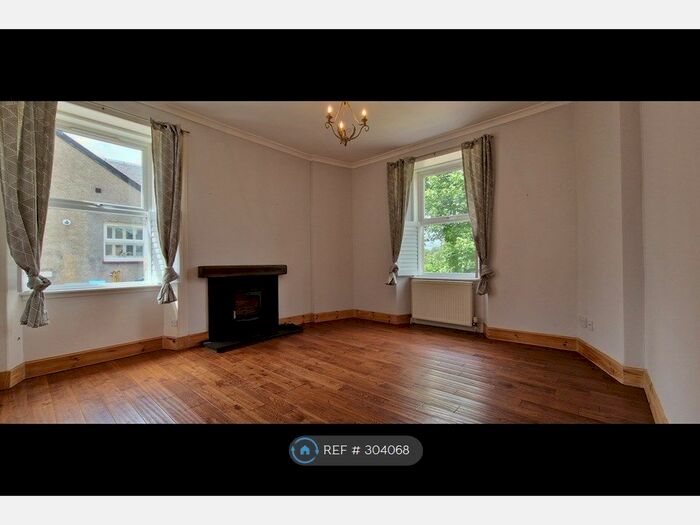 2 Bedroom Semi-Detached House To Rent In High Row, Bishopbriggs, G64