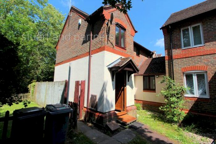 3 Bedroom Semi-Detached House To Rent In Swans Ghyll, Forest Row, RH18