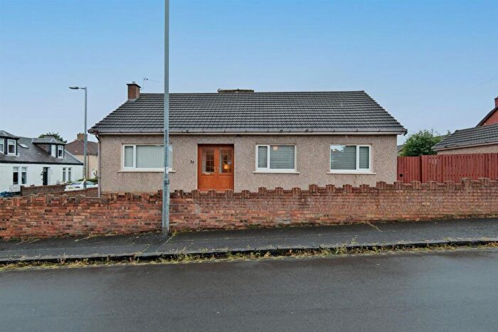 3 Bedroom Detached Bungalow For Sale In York Street, Wishaw, ML2