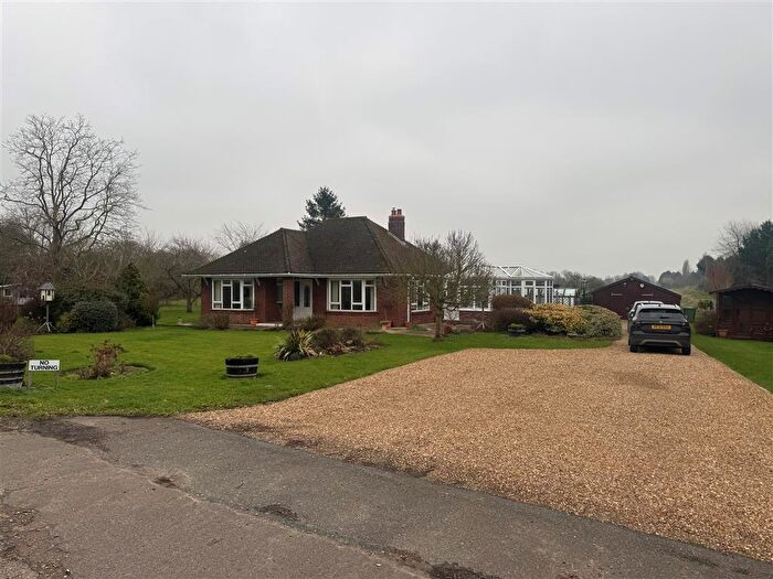 3 Bedroom Bungalow To Rent In New Road, Terrington St. John, Wisbech, PE14