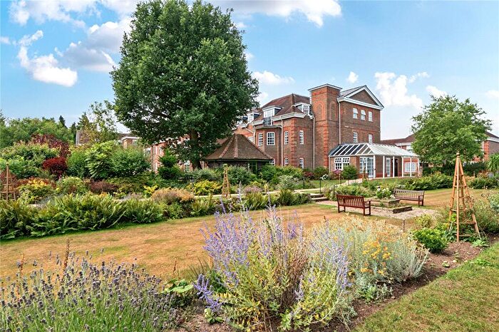 2 Bedroom Retirement Property For Sale In Ravens Court, Castle Village, Berkhamsted, Hertfordshire, HP4