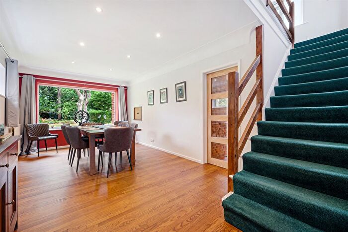 5 Bedroom Detached House For Sale In Taunton Road, Sale, M33