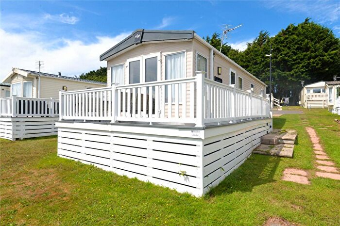 2 Bedroom Park Home For Sale In Seabreeze, Shorefield Country Park, Downton, Hampshire, SO41