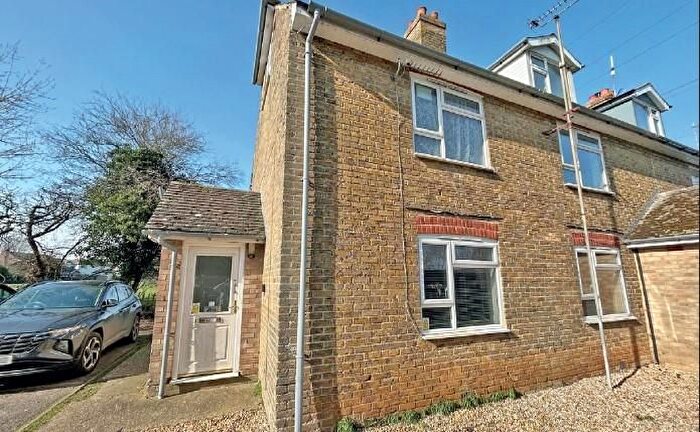 2 Bedroom End Of Terrace House For Sale In Park Terrace, Throwley Forstal, Faversham, ME13