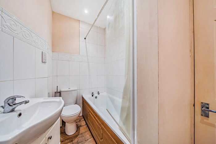 6 Bedroom Detached House For Sale In East Oxford, Oxford, OX4