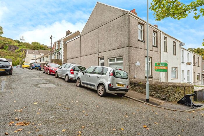 3 Bedroom End Of Terrace House For Sale In Pleasant View Terrace, Swansea, SA1