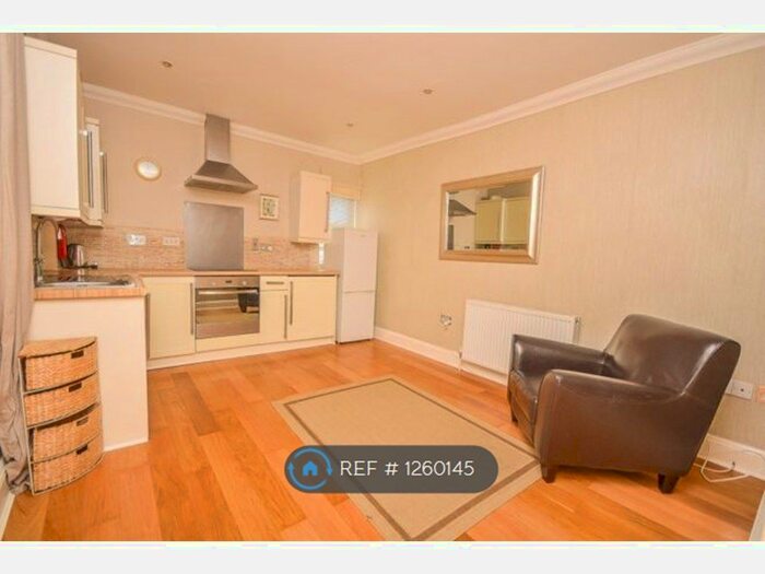 1 Bedroom Flat To Rent In Kempston Road, Bedford MK42