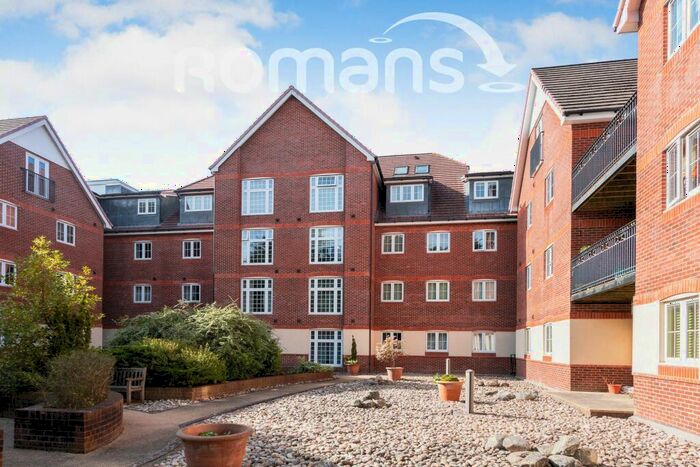 2 Bedroom Apartment To Rent In Dorchester Court, GU15
