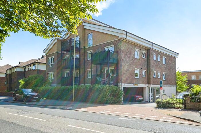 1 Bedroom Flat For Sale In Melia Close, Watford, WD25
