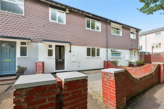 3 Bedroom Terraced House For Sale In Longmead, Pitsea, Basildon, Essex, SS13