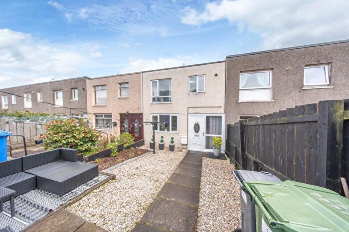 3 Bedroom Terraced House For Sale In Crossgreen Place, Uphall, EH52
