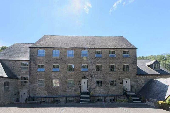 2 Bedroom Property To Rent In Longfords Mill, Minchinhampton, GL6