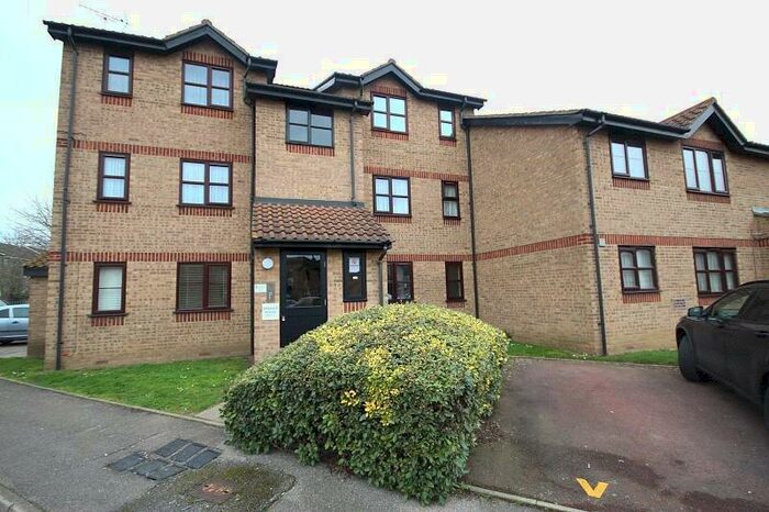1 Bedroom Apartment To Rent In Emerald House, Ferro Road, Rainham, RM13