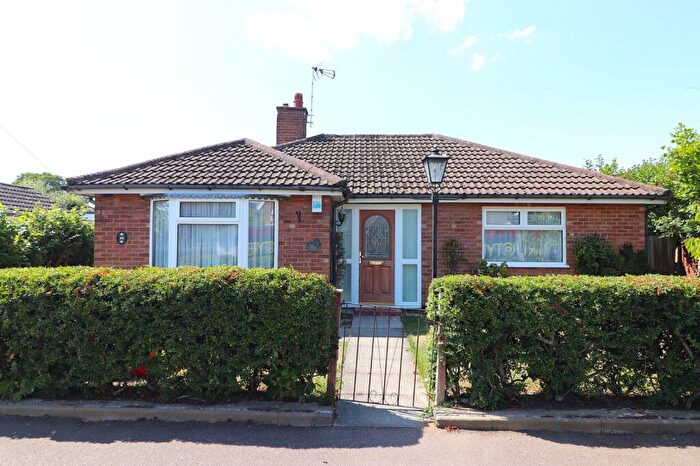 2 Bedroom Bungalow For Sale In Southsea Road, Stevenage, Hertfordshire, SG1