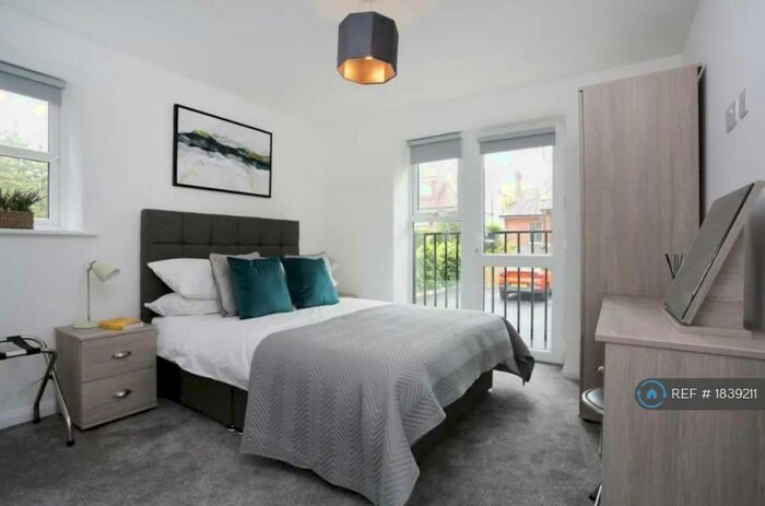 1 Bedroom Flat To Rent In Florence Road, Bournemouth, BH5