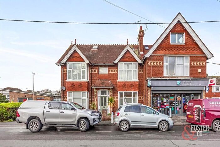 2 Bedroom Flat For Sale In High Street, Partridge Green, RH13