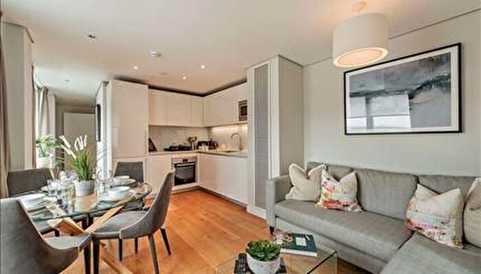 3 Bedroom Flat To Rent In Merchant Square, Paddington, W2