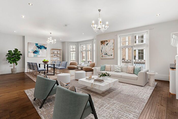 4 Bedroom Flat To Rent In Old Brompton Road, South Kensington, SW7