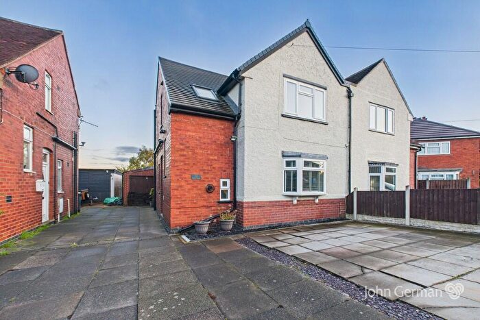 3 Bedroom Semi Detached House For Sale In Park Lane, Tutbury, DE13