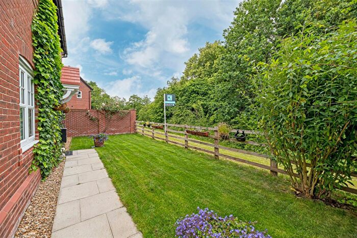 4 Bedroom Detached House For Sale In Lutterworth Avenue, Runcorn, WA7
