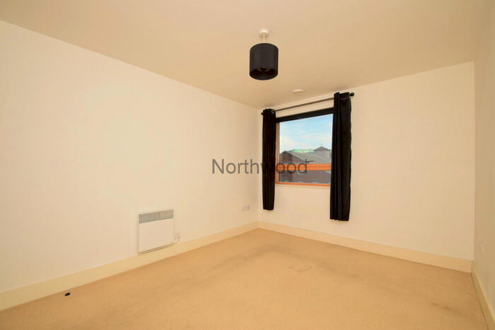 1 Bedroom Flat To Rent In College Street, Ipswich, IP4