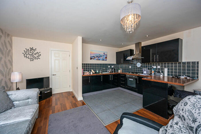 2 Bedroom Apartment For Sale In Shaw Lane, Prescot, Merseyside, L35