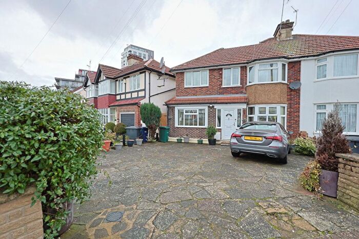 3 Bedroom Semi-Detached House For Sale In The Greenway, Colindale, London, NW9