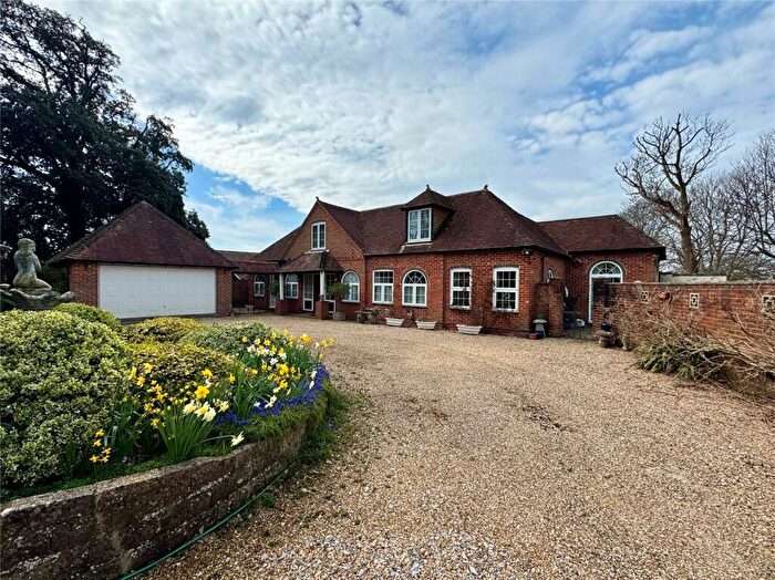 3 Bedroom Detached House For Sale In Titchfield Road, Stubbington, Fareham, Hampshire, PO14