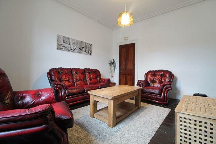 2 Bedroom Flat To Rent In Crown Street, First Left, AB11