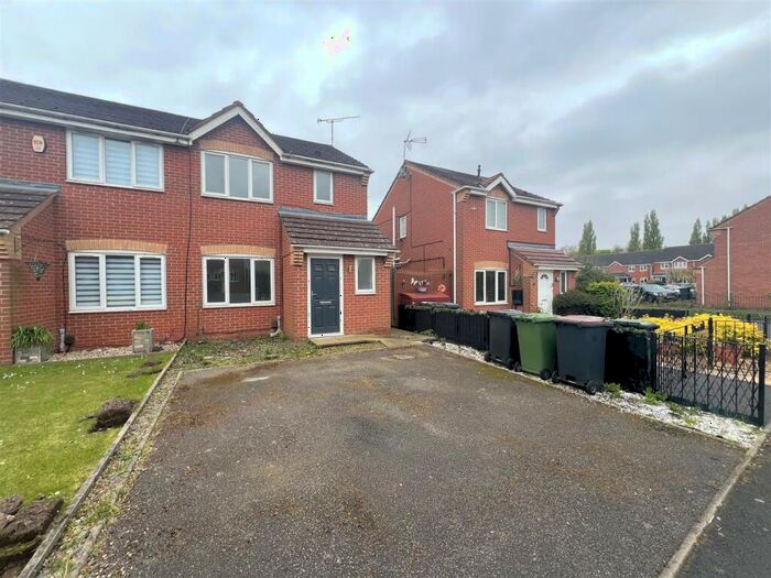 3 Bedroom Semi-Detached House To Rent In Pebblebrook Way, Bedworth, CV12