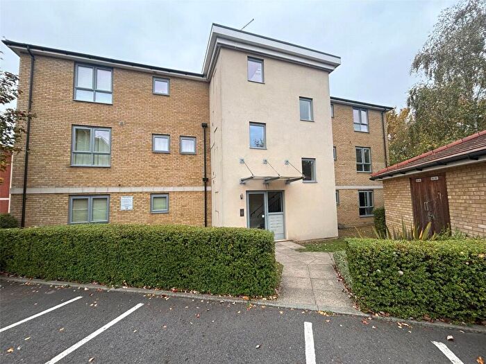 1 Bedroom Flat For Sale In Bonham Way, Springhead Parkway, Northfleet, Kent, DA11