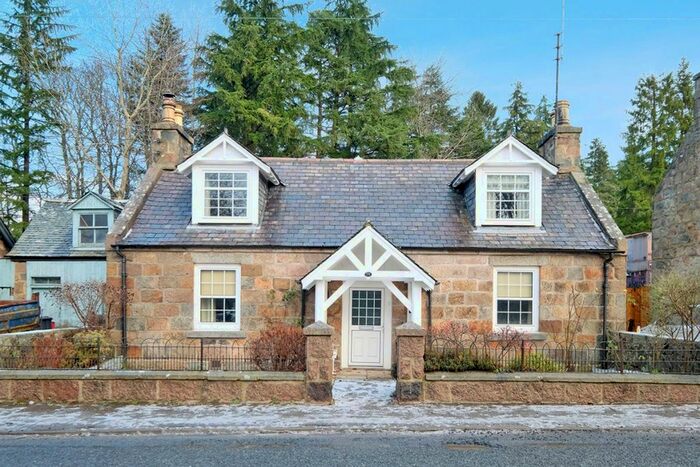 3 Bedroom Detached House For Sale In North Deeside Road, Kincardine Oneil Aboyne, Aberdeenshire, AB34