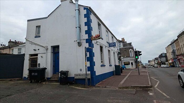 1 Bedroom Flat To Rent In Belgrave Road, Torquay, TQ2