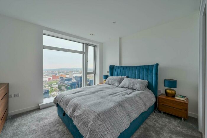 2 Bedroom Flat To Rent In Pan Peninsula Square, Tower Hamlets, London, E14