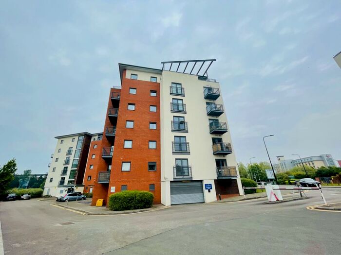 2 Bedroom House To Rent In Galleon Way, Cardiff, CF10