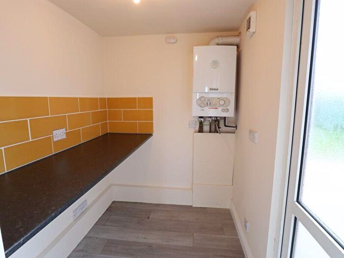 3 Bedroom Terraced House For Sale In Somerton Road, Macclesfield, SK11