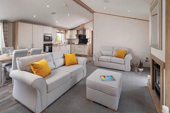 2 Bedroom Lodge For Sale In Rolston Road, Rolston, Hornsea, HU18