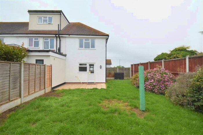 2 Bedroom End Of Terrace House To Rent In Eastwoodbury Lane, Southend-On-Sea, SS2