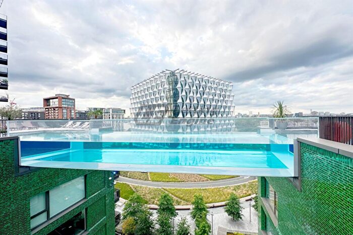 2 Bedroom Apartment To Rent In Legacy Building, Wandsworth, SW11